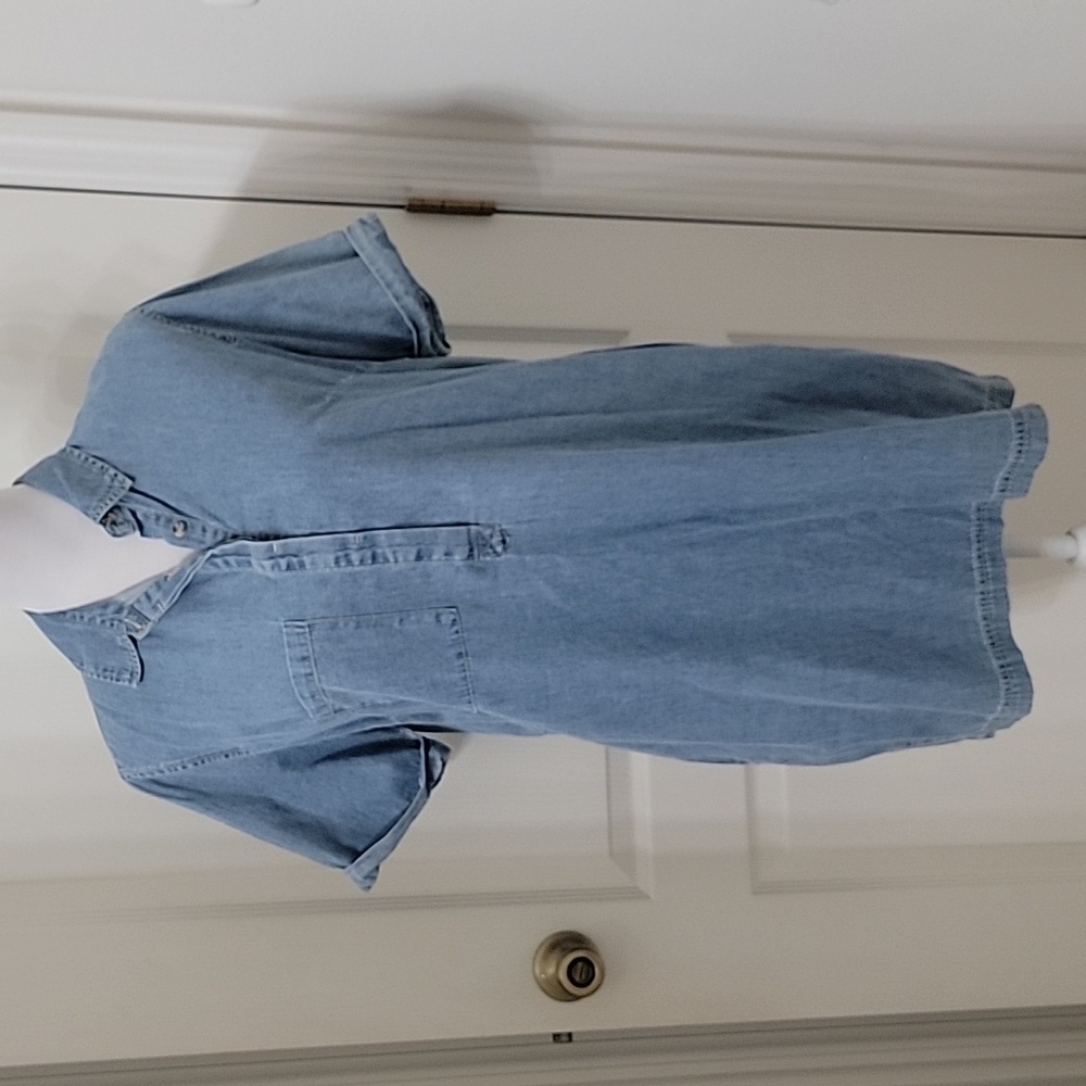Forever 21 Size M Lightweight Denim Popover Mini Dress, Gently Used Condition